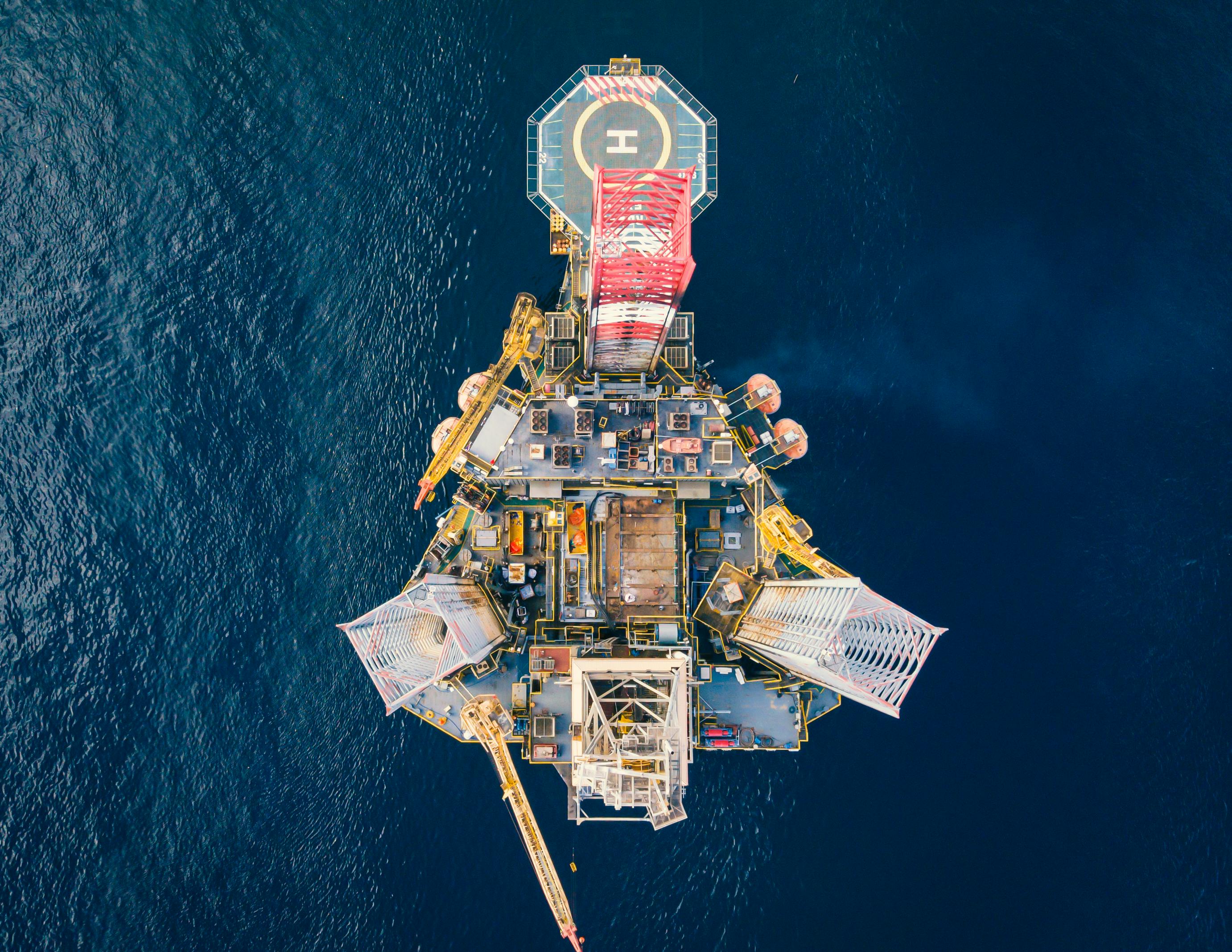 Изменения на энергетическом рынке: нефть, газ и возобновляемая энергия