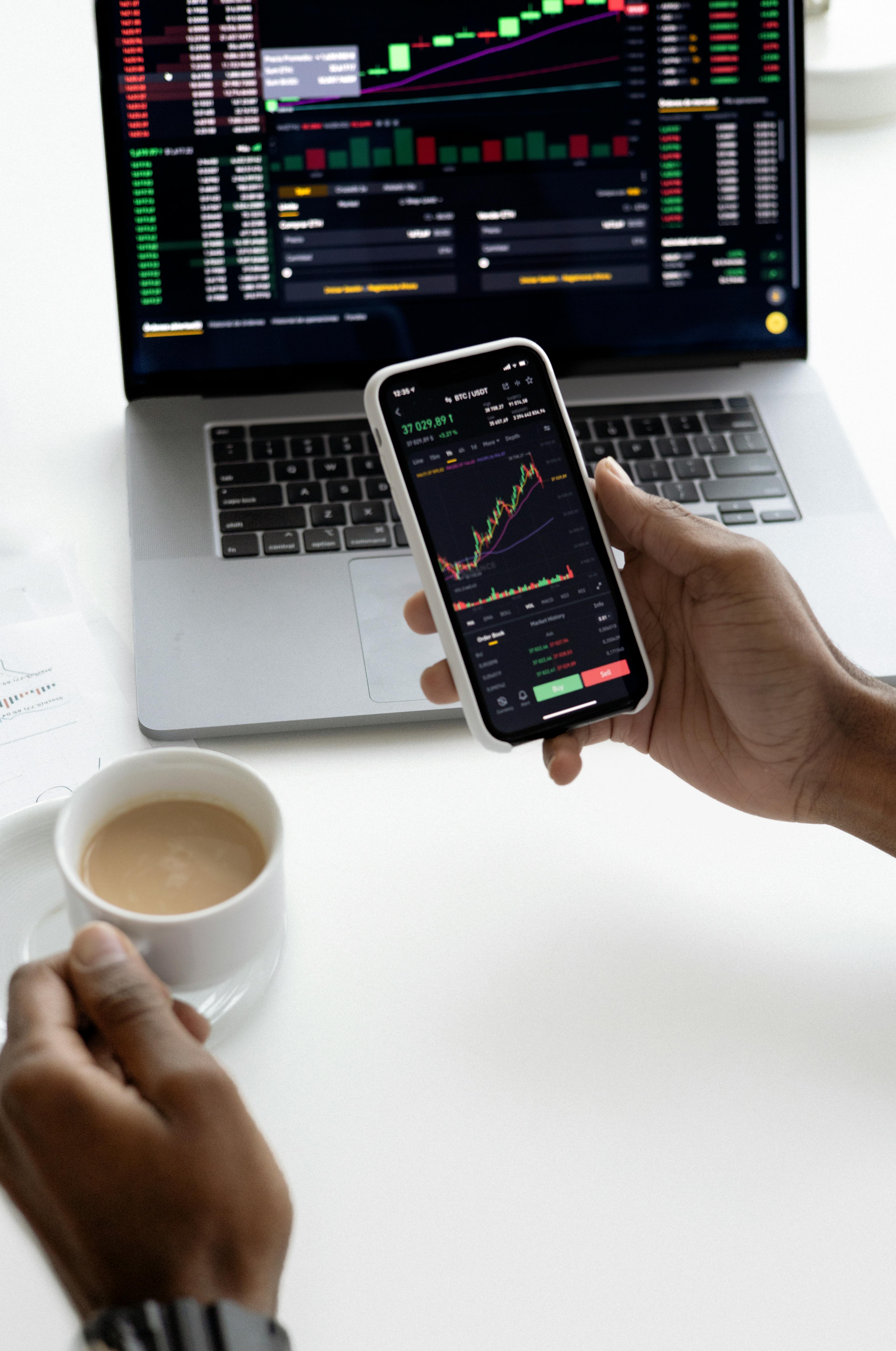 Зарубежные брокеры (Interactive Brokers, eToro)